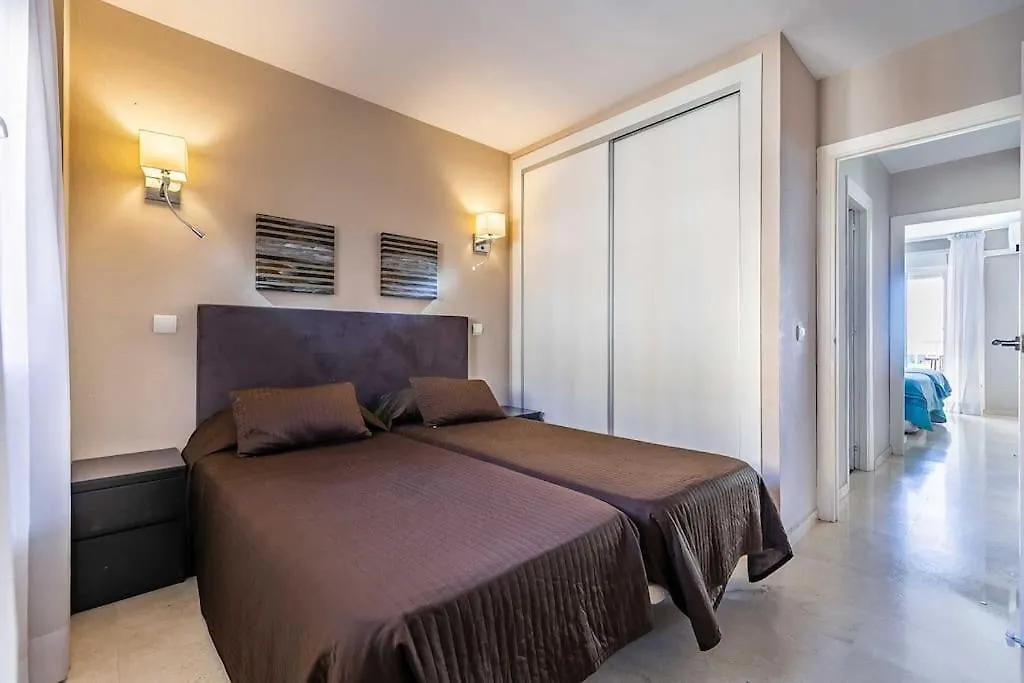 83-Beachfront Apartment, Fuengirola 0*,