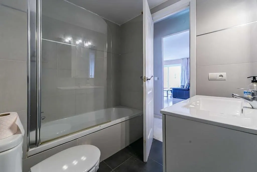 83-Beachfront Apartment, Fuengirola 0*,
