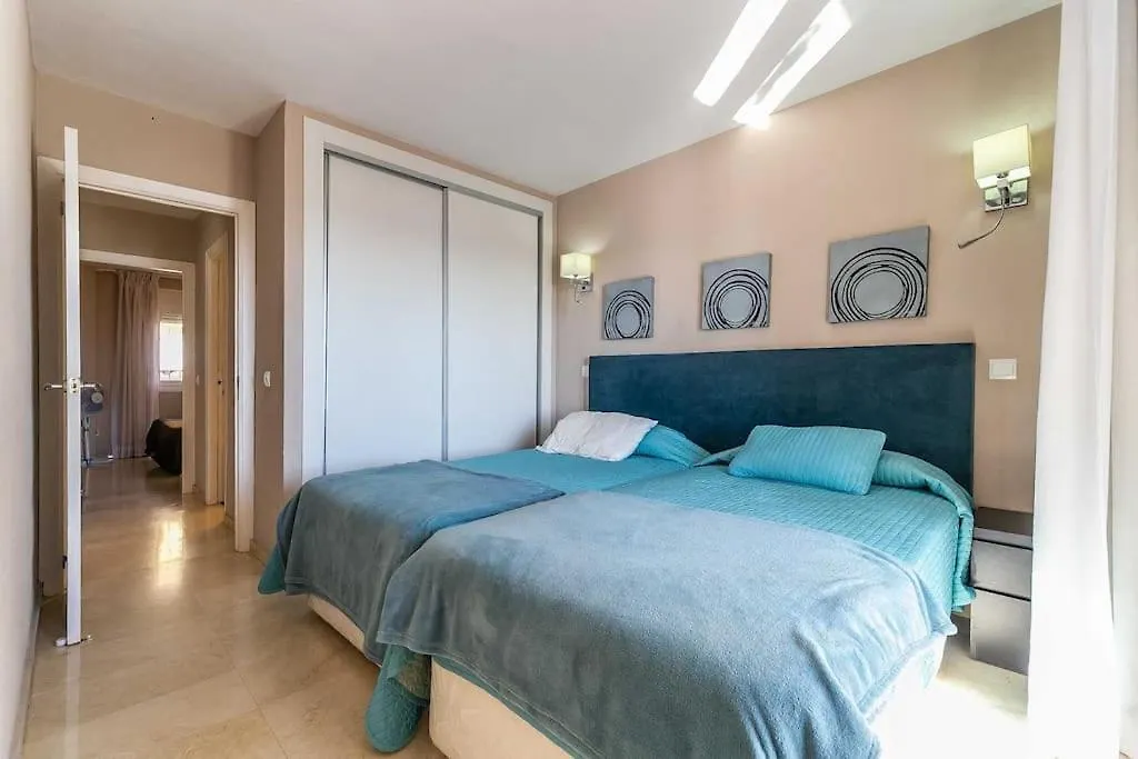 83-Beachfront Apartment, Fuengirola